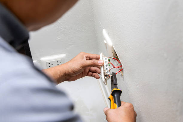 Best Licensed Electrician  in Gardner, MA